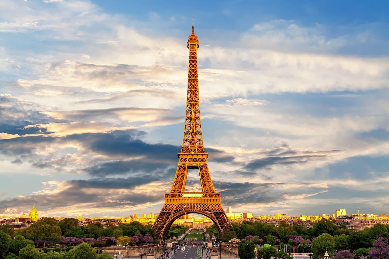 Paris tour effeil destinations